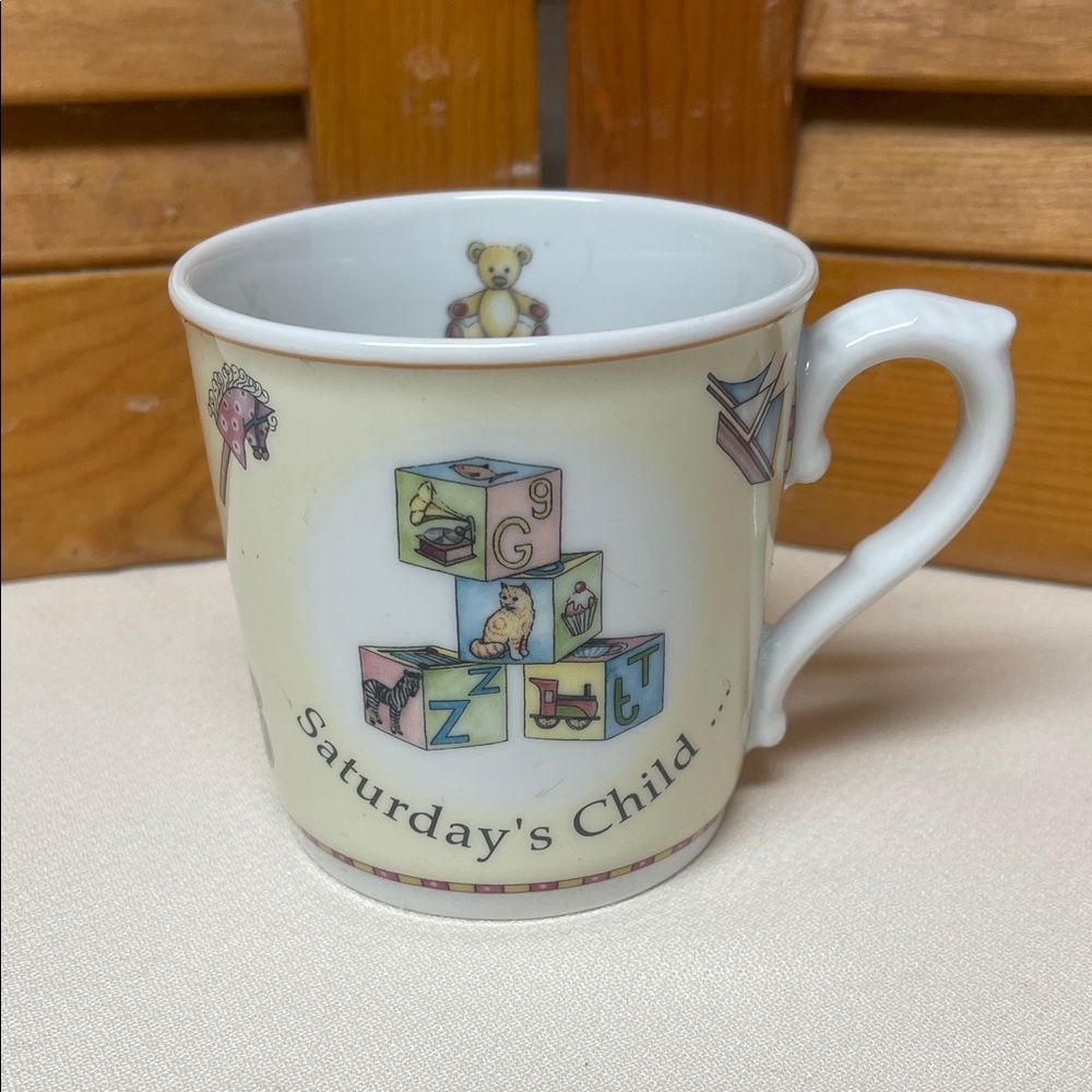Royal Worcester Saturday’s Child Cup 🇬🇧